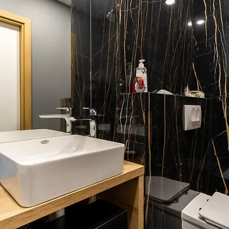 Hedera Estate, Hedera A57