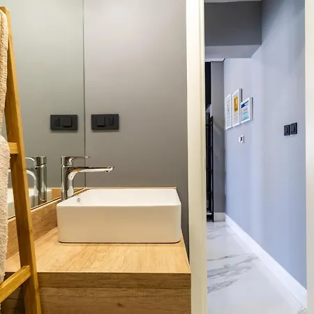 Hedera Estate, Hedera A57 * دوبروفينك