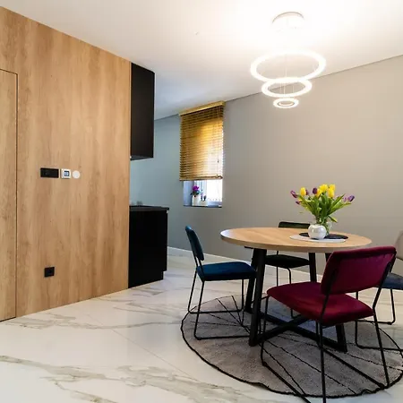 Hedera Estate, Hedera A57