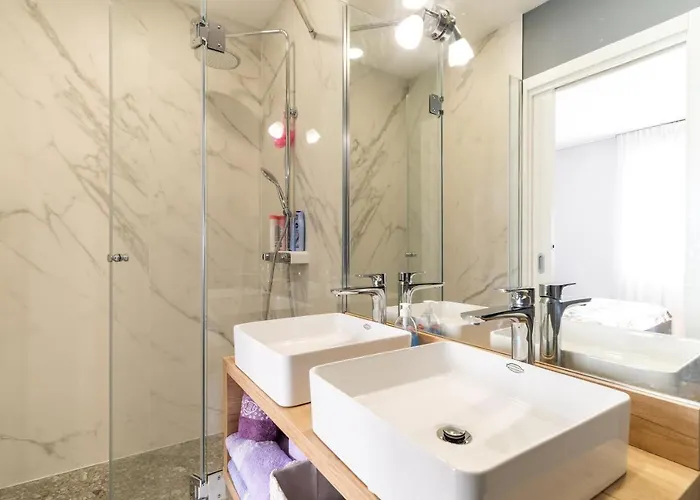 Hedera Estate, Hedera A57 * Dubrovnik