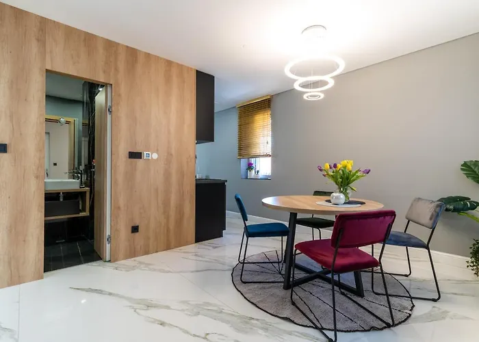 Hedera Estate, Hedera A57 * Dubrovnik