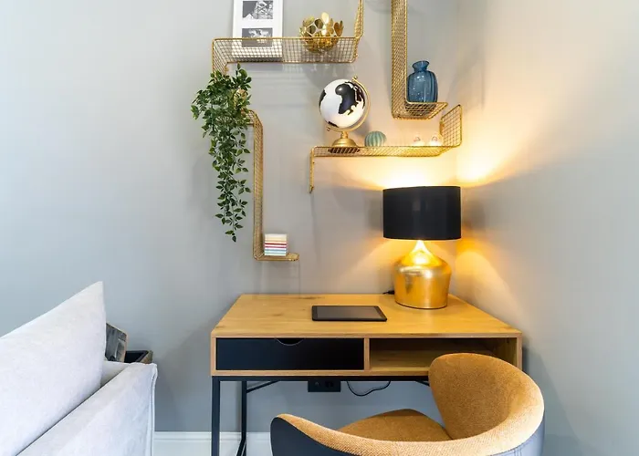 Hedera Estate, Hedera A57