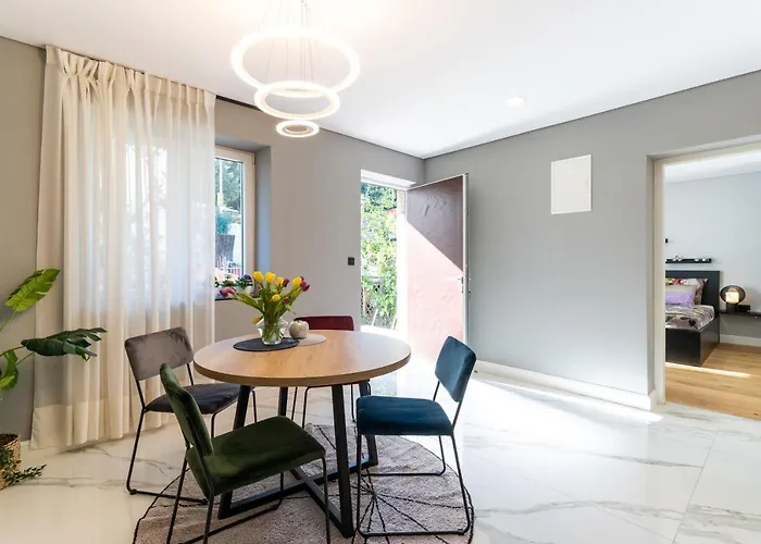 Hedera Estate, Hedera A57 Dubrovnik