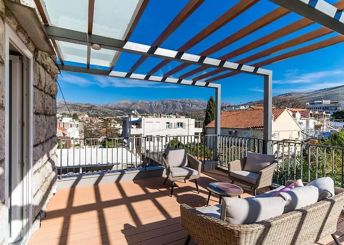 Hedera Estate, Hedera A57