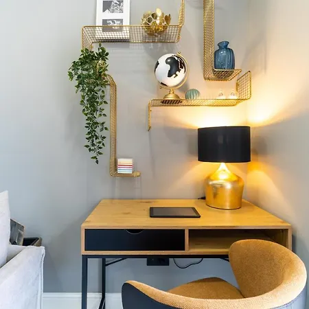 Hedera Estate, Hedera A57